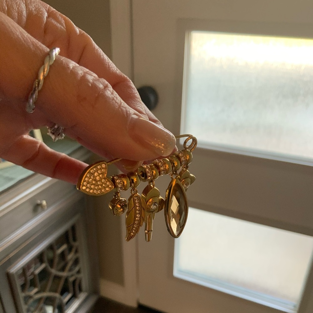 Henri BENDEL gold secret garden pin - Picture 7 of 8